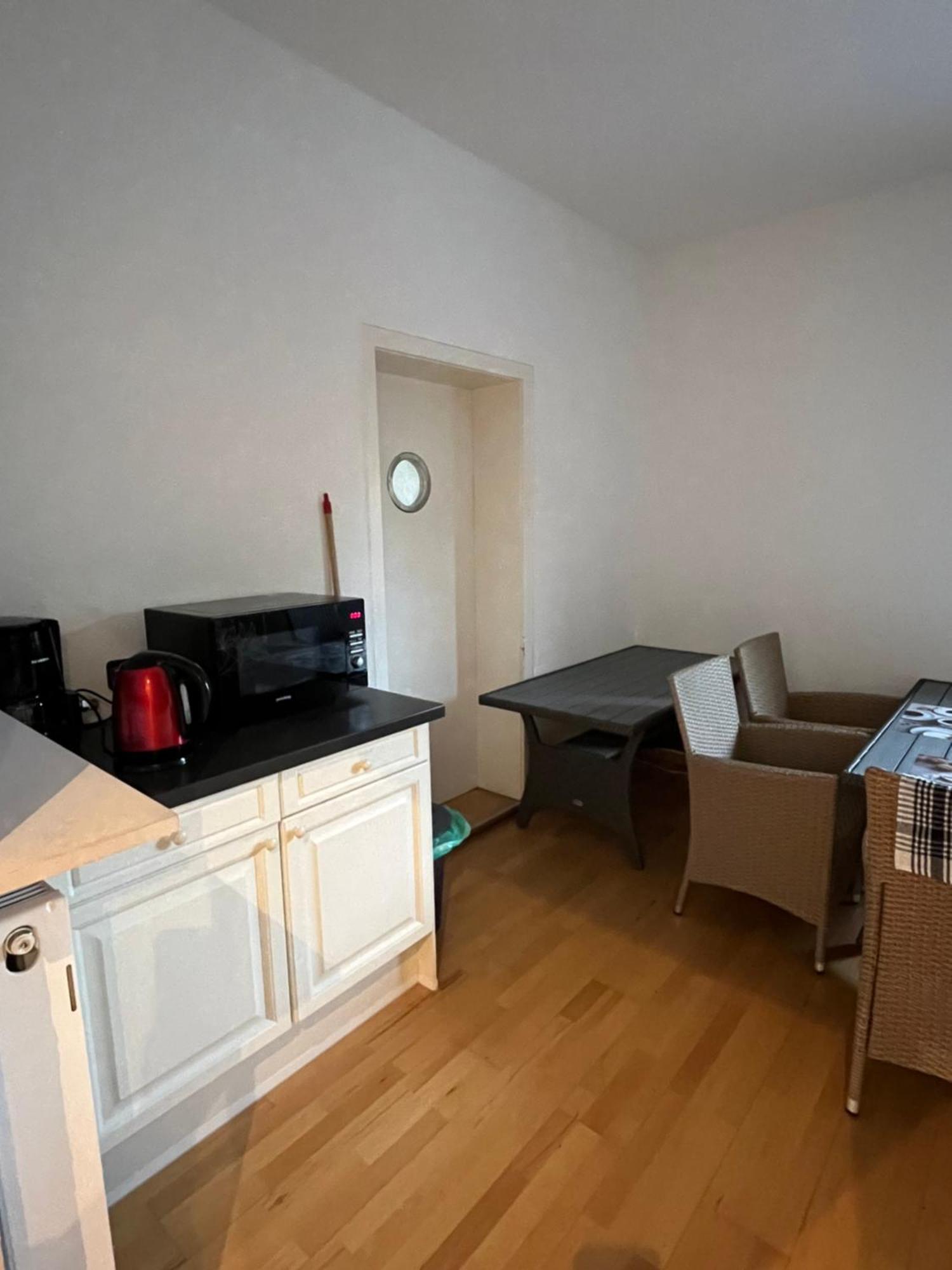 Doppelzimmer, Tv- Bad, Kuehlschrank- Parkplatz-17 Meine Dış mekan fotoğraf