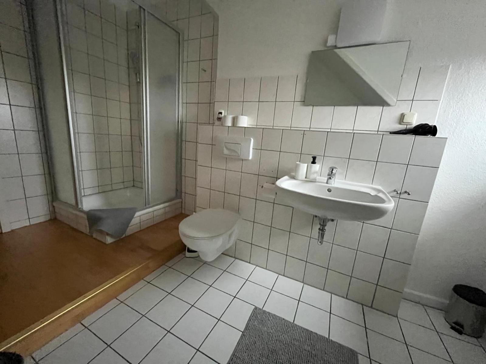 Doppelzimmer, Tv- Bad, Kuehlschrank- Parkplatz-17 Meine Dış mekan fotoğraf